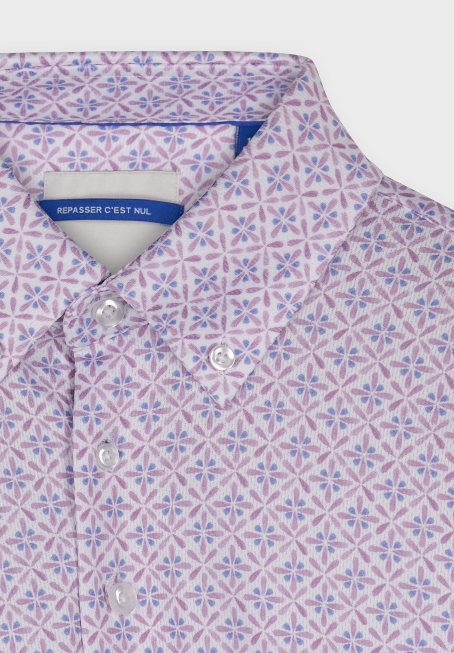 La chemise Dominique
