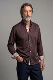 La chemise André Beau-fils - plan americain