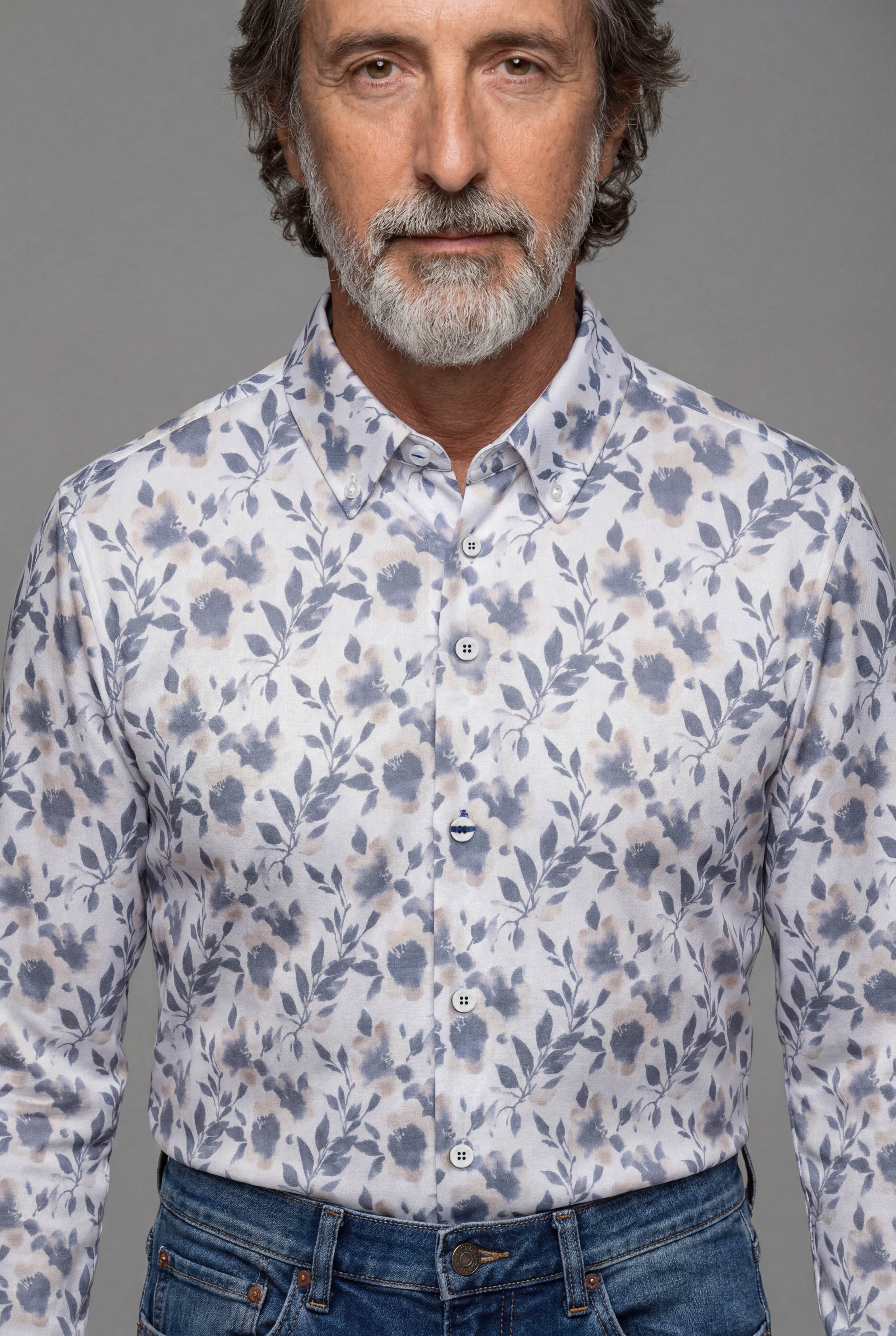 La chemise Frédéric Beau-fils - buste serre
